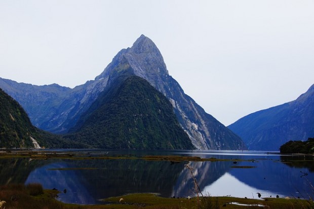 Fiorde Milford Sound na Nova Zelândia.