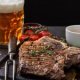 Cervejas serão vendidas por R$10 nos dois dias