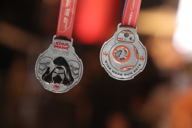 Medalha de 2015 da Star Wars Run; primeiros colocados ganharão viagem para Orlando