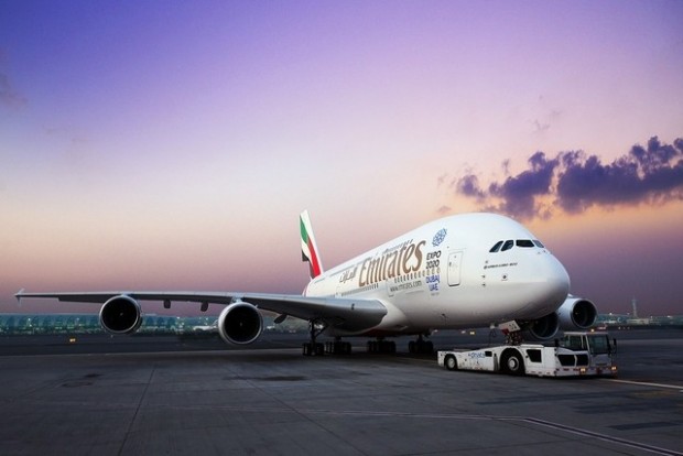 Todos os A380 da frota da Emirates possuem Wi-Fi gratuito durante todo voo